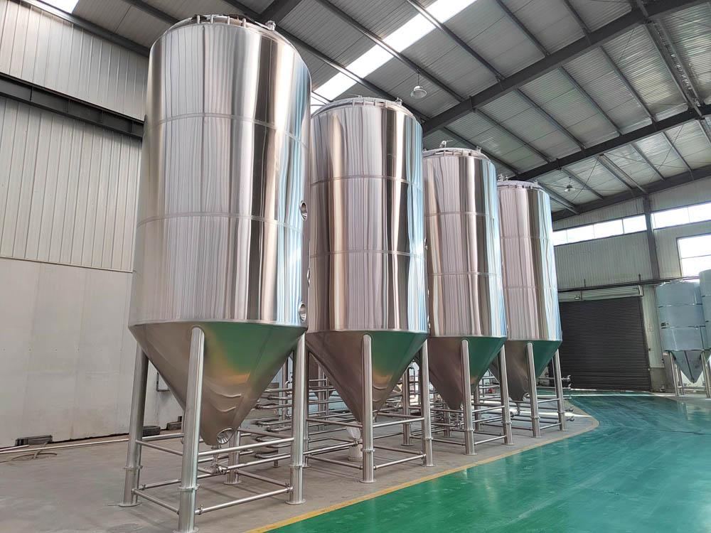 15000L Jacketed conical ferme